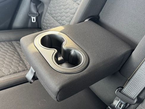 Used 2020 Chevrolet Equinox LT w/ Driver Convenience Package image 28