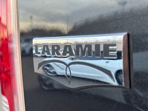 Used 2017 RAM 2500 Laramie image 32