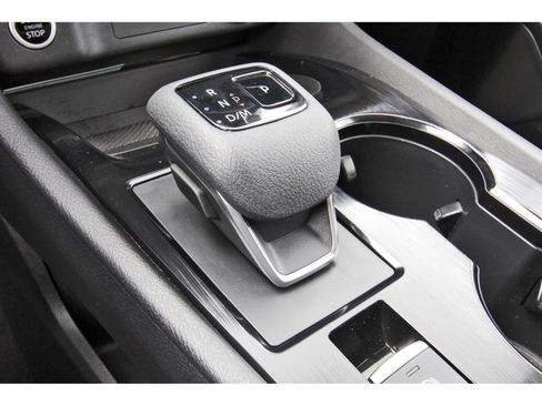 Used 2023 Nissan Rogue SV image 21