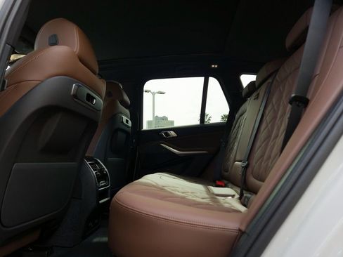 New 2026 BMW X5 xDrive40i w/ Parking Assistance Package image 17