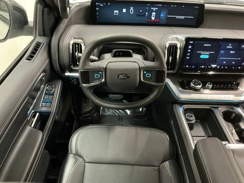 New 2026 Ford Expedition Max Platinum w/ Stealth Appearance Package AWD/4WD image 11