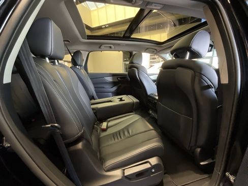 Certified 2023 Acura MDX SH-AWD w/ Technology Package image 23