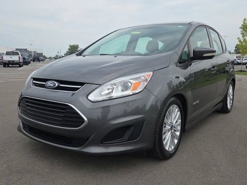 Used 2017 Ford C-MAX SE w/ Equipment Group 201A FWD image 2
