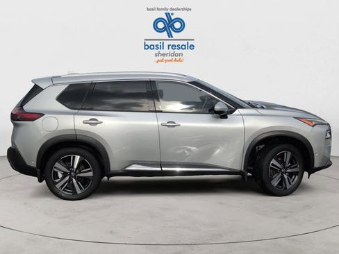 Used 2023 Nissan Rogue SL w/ SL Premium Package image 7