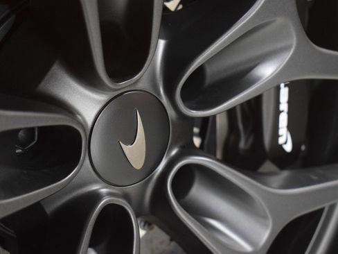 New 2026 McLaren 750S image 19