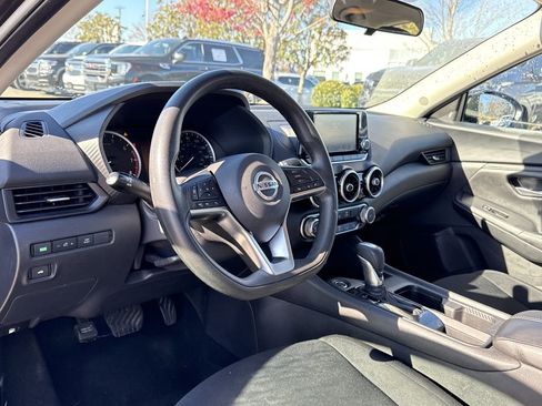 Used 2023 Nissan Sentra S image 10