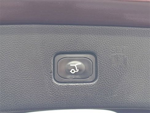 Certified 2022 Ford Edge SEL w/ Convenience Package image 32