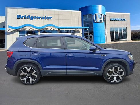 Used 2022 Volkswagen Taos SEL AWD/4WD image 7