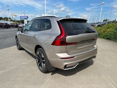 Used 2026 Volvo XC60 T8 Plus w/ Protection Package Premier AWD/4WD image 7
