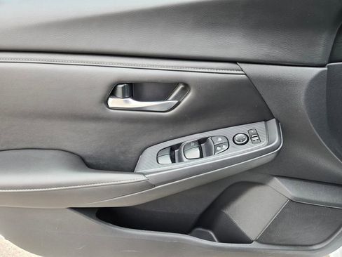 Certified 2024 Nissan Sentra SV image 21