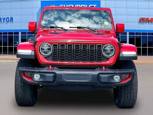 Used 2021 Jeep Wrangler Unlimited Rubicon w/ Dual Top Group AWD/4WD image 2