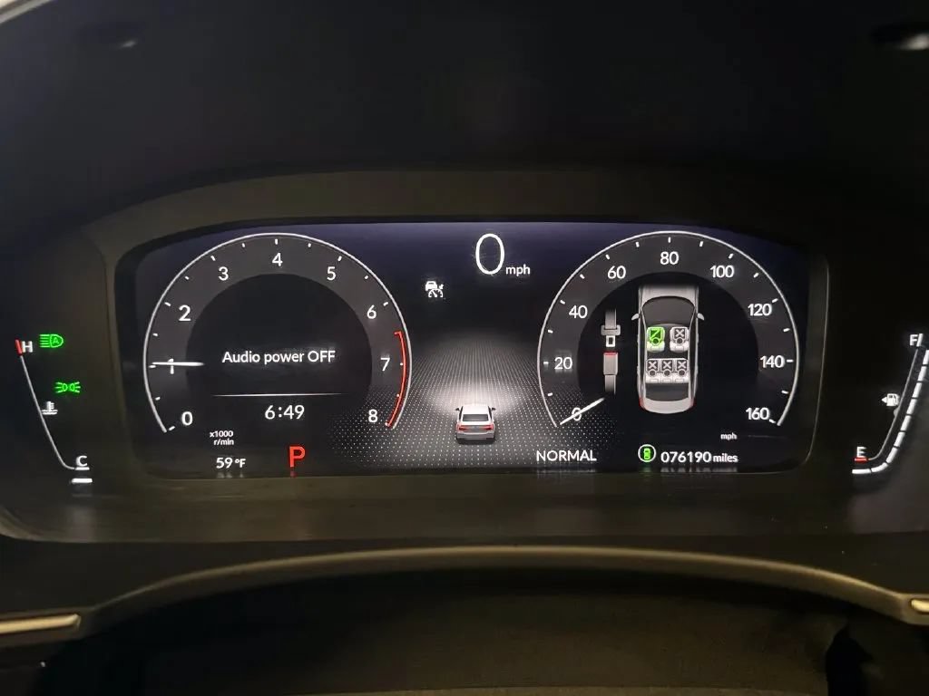Used 2022 Honda Civic Touring image 10