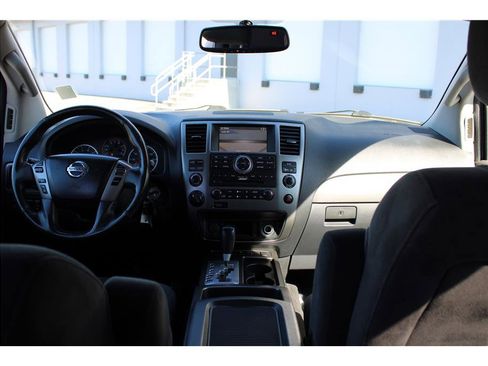 Used 2015 Nissan Armada SV image 9