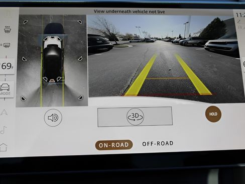 Used 2025 Land Rover Discovery Sport S image 27