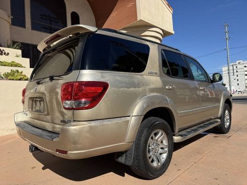 Used 2005 Toyota Sequoia Limited RWD image 7