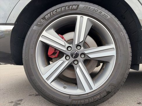 Used 2025 Genesis GV80 3.5T AWD/4WD image 23