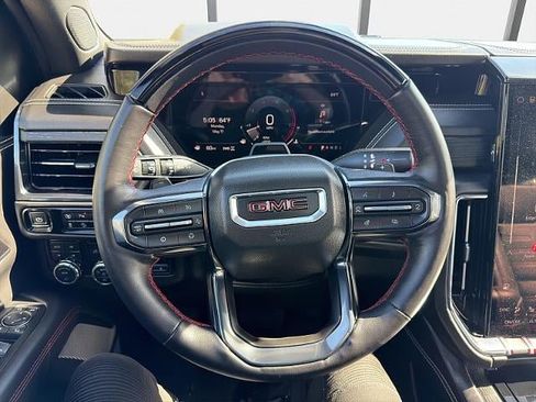 Used 2025 GMC Yukon AT4 Ultimate w/ LPO, Floor Liner Package AWD/4WD image 35