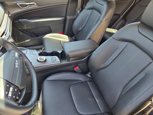 New 2026 Kia Sportage EX AWD/4WD image 17