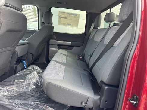 New 2026 Ford F250 XLT w/ XLT Premium Package AWD/4WD image 19
