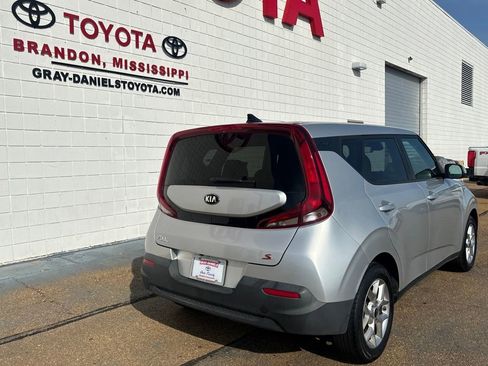 Used 2021 Kia Soul S image 5
