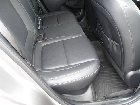 Used 2024 Kia Seltos EX AWD/4WD image 11