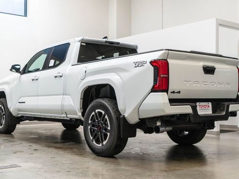 New 2026 Toyota Tacoma TRD Sport AWD/4WD image 7