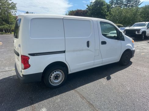 Used 2015 Chevrolet City Express LS FWD image 3