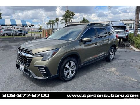 Used 2023 Subaru Ascent Premium w/ Convenience Package AWD/4WD image 1