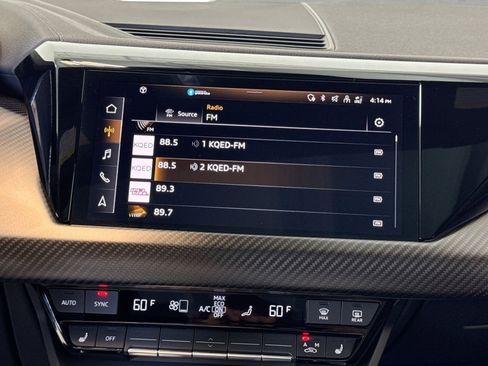 Used 2022 Audi e-tron GT Prestige w/ Prestige Package image 15