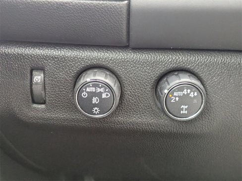 Used 2019 GMC Canyon SLT w/ Driver Alert Package image 25