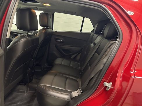 Used 2019 Chevrolet Trax Premier image 11