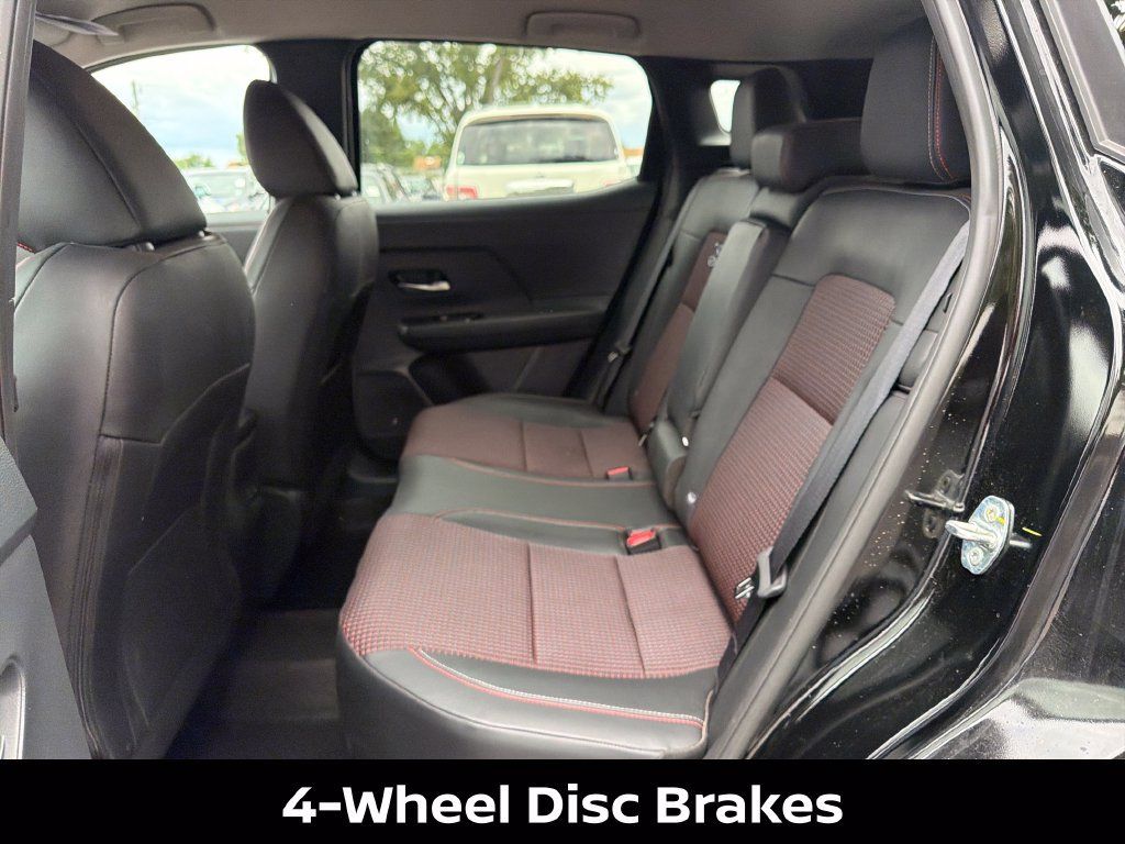 Certified 2026 Nissan Kicks SR FWD image 26