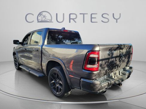 Used 2022 RAM 1500 Laramie AWD/4WD image 2
