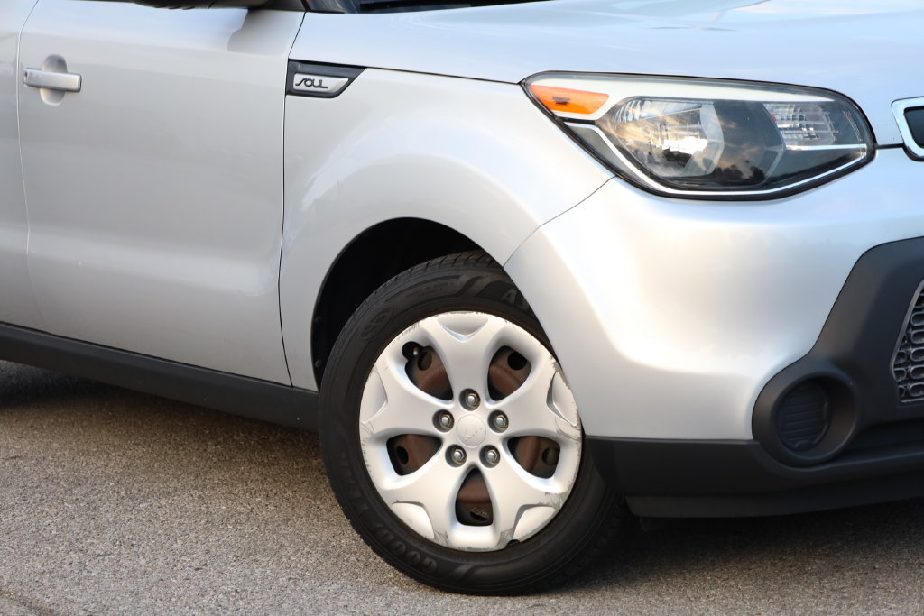 Used 2015 Kia Soul FWD image 3