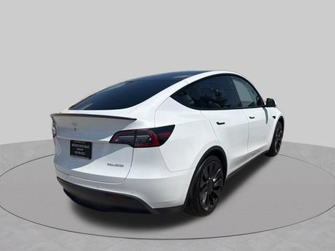 Used 2021 Tesla Model Y Performance AWD/4WD image 5