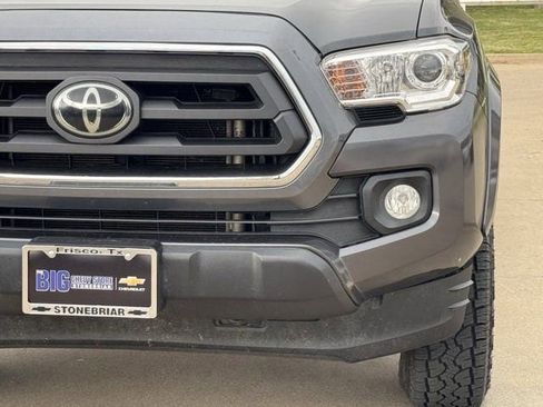 Used 2021 Toyota Tacoma SR5 image 11