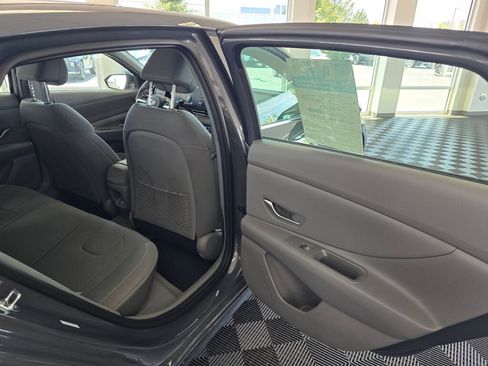 New 2026 Hyundai Elantra SEL Sport Premium FWD image 35