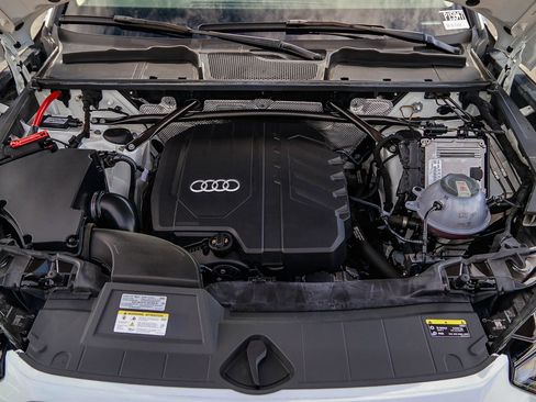 Used 2023 Audi Q5 Premium w/ Convenience Package AWD/4WD image 29