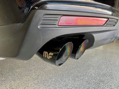 Used 2021 GMC Yukon Denali w/ Denali Premium Package image 31