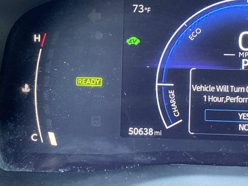 Used 2025 Toyota Camry LE FWD image 34