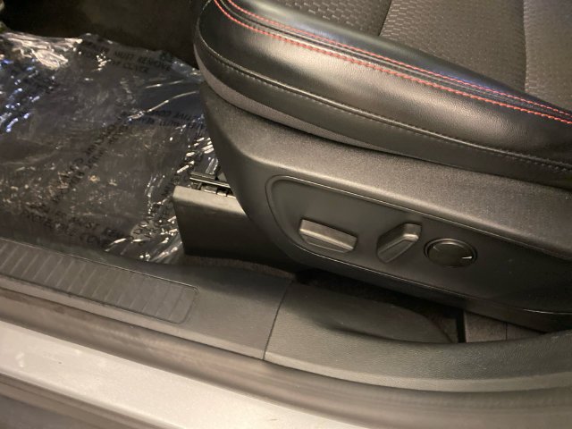 Used 2024 Ford Escape ST-Line w/ Tech Pack #1 AWD/4WD image 19