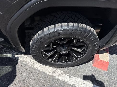 Used 2019 GMC Sierra 1500 Denali w/ Denali Ultimate Package AWD/4WD image 35