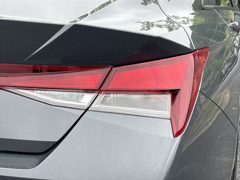 Certified 2023 Hyundai Elantra SEL w/ Convenience Package FWD image 45