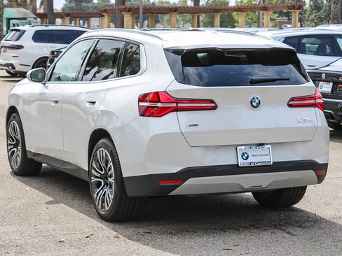 Certified 2026 BMW X3 xDrive30i w/ Convenience Package AWD/4WD image 4