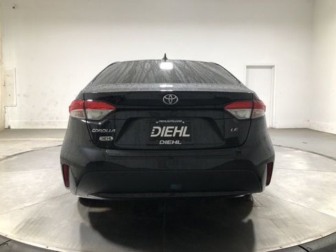Used 2021 Toyota Corolla LE w/ Carpet Mat Package (TMS) image 6