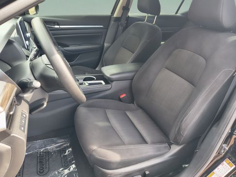 Certified 2023 Nissan Altima 2.5 SV FWD image 20