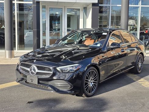 Used 2023 Mercedes-Benz C 300 4MATIC Sedan image 4