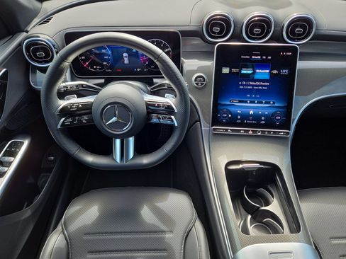 New 2026 Mercedes-Benz GLC 300 image 14