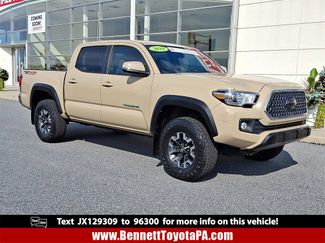 Certified 2018 Toyota Tacoma TRD Off-Road image 1