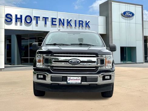 Used 2018 Ford F150 XLT RWD image 2